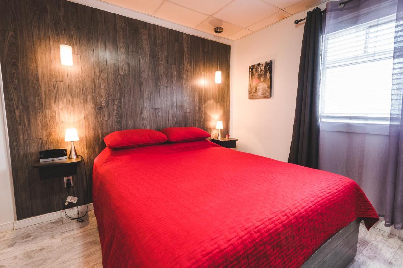 Hotel Le Plaza La Baie Exteriör bild